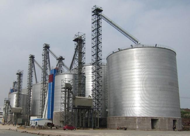 华容大型钢板库构造参数及水泥储存质量